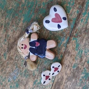 Lot of 3 Vintage Navy & Pink Heart Themed Ceramic Accessories - Earrings & Pins
